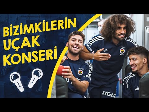 Bizimkilerin Uçak Konseri 😊😎✈️ (Altay Bayındır, Sinan Gümüş, Sadık Çiftpınar)