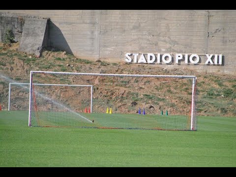 Genoa la squadra torna ad allenarsi in un centro sportivo rinnovato