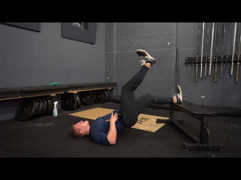 Single leg reverse plank hamstring drill ET example