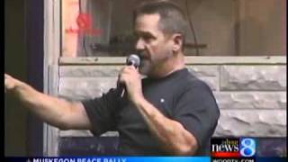 Muskegon community rallies for peace