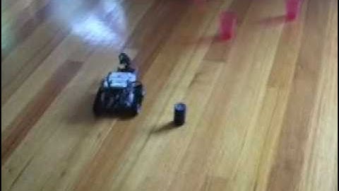 LEGO MINDSTORMS NXT 2.0 - Controlled By Smart Phone (via bluetooth)