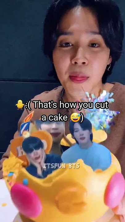 How #JIMIN cut CAKE on LIVE Birthday 😱😂#btsarmy