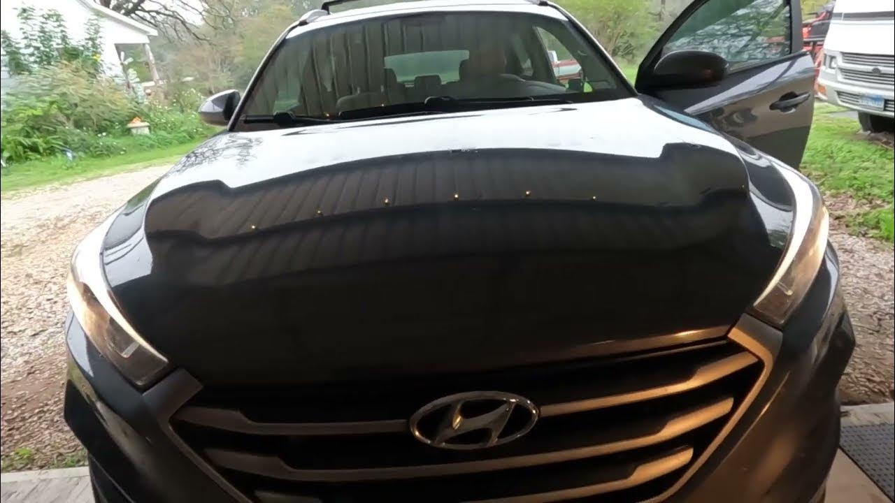 2018 Hyundai Tucson, Changing the low beam headlight bulb - YouTube