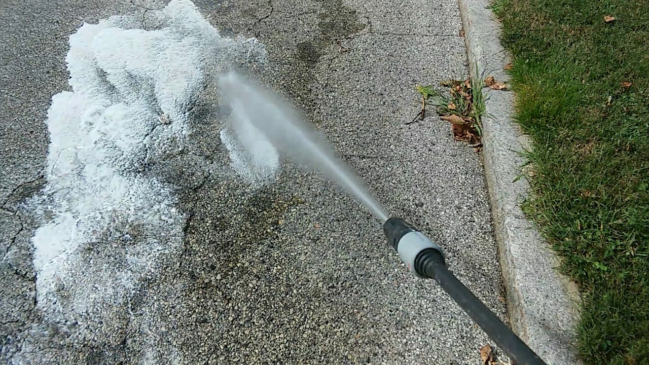 How to Remove Dried Automotive Oil Stains on Driveway, Concrete, Bricks.  Power Washer Method