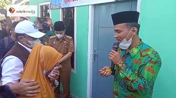 TANGIS BAHAGIA PENERIMA BANTUAN BEDAH RUMAH