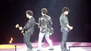 Jonas Brothers World Tour 2009 intro "Paranoid" in Tulsa