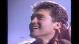 Billy Ray Cyrus  Live 1992 special Achy Breaky Heart