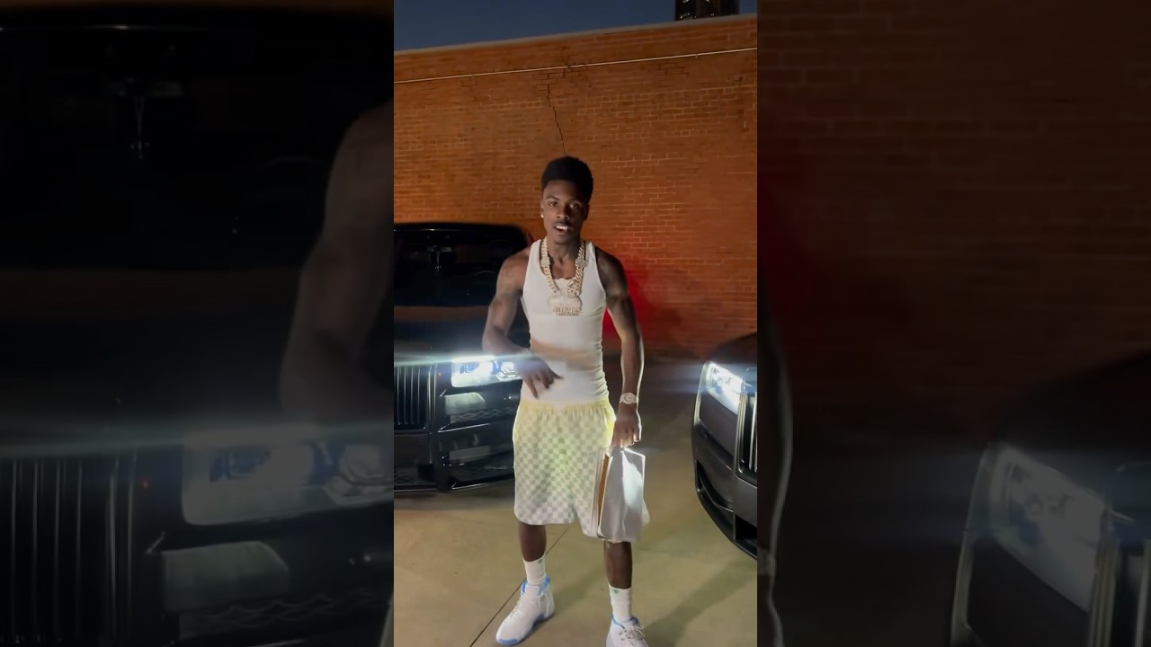 Mr.14 Months” 8/15 👑 - YouTube