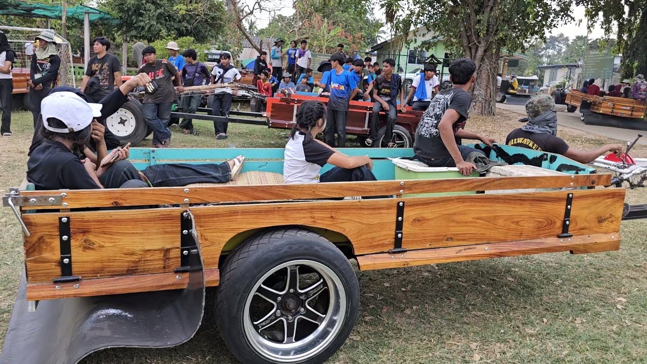 มีสาวนั้งทุกคัน สุดจริง‼️รถไถซิ่งศรีสะเกษ