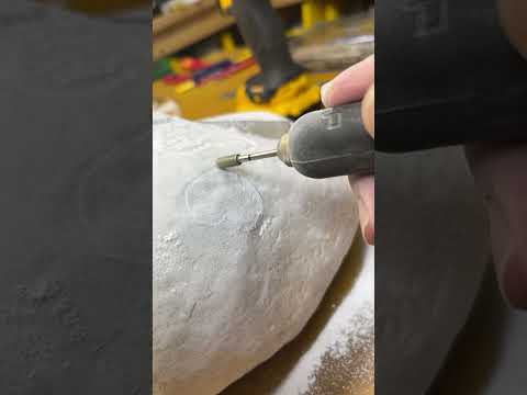 Ein Stein gravieren