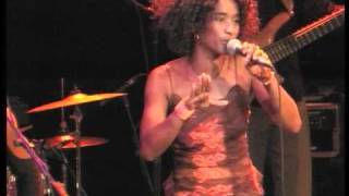 Senaya- Gardes La Tête Haute Live Band