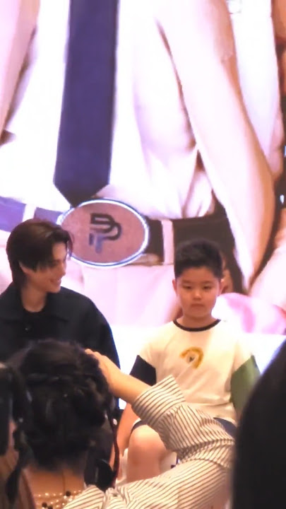 Phuwin w kid #pondphuwin #ppnaravit #phuwintang #pondnaravit #phuwin #weareseries #gmmtv