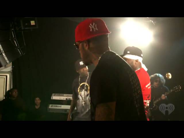 50 Cent - Ayo Technology (live) iheartradio NYC.mp4 class=