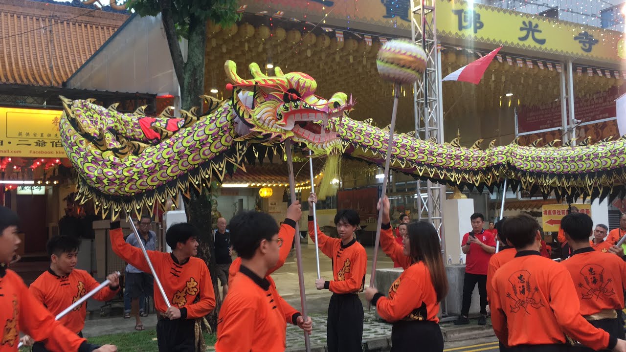 新加坡忠海龙狮团 Tiong Hai Arrived & Dragon Dance Performance at Sheng Hong ...