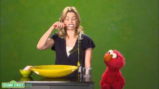 Sesame Street:Ellen Pompeo is Healthy
