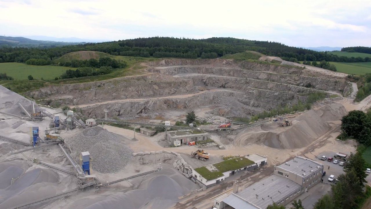 KOPALNIA SJENITU KOŚMIN