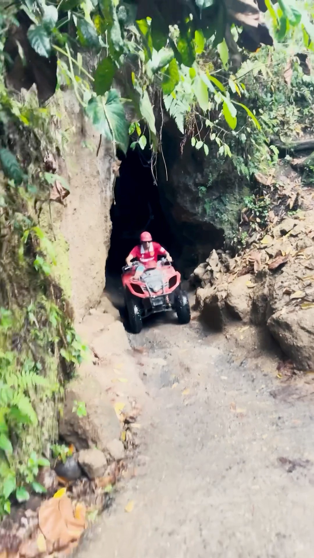 Temple run adventure in Bali #shorts #freefire