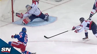 Capitals' Charlie Lindgren Robs Rangers' Mika Zibanejad with Spectacular Diving Save