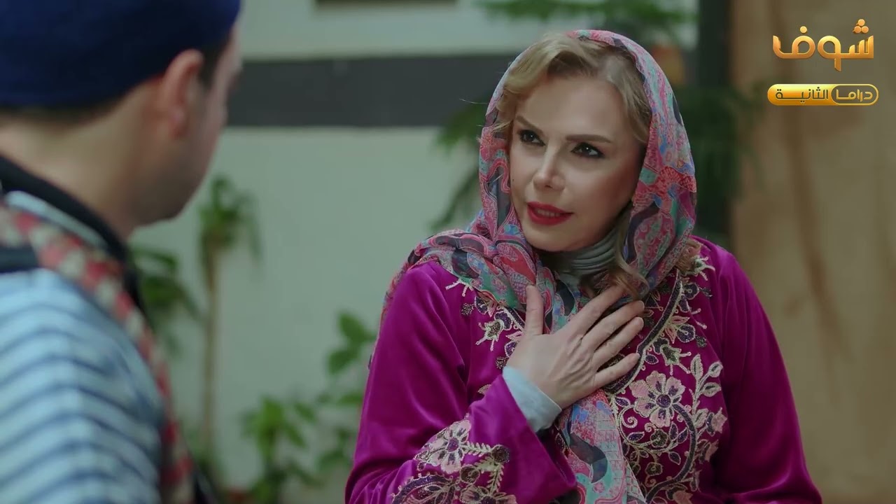 عمتها تقربت من زوجها وزوجته بنتها وطلقتها منه لهيك راحت لعبت على زوج عمتها وتزوجته على عمتها!