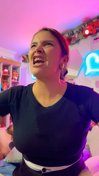 La cerveza loco ?#humor #cosasdefamilia #comedia #shortviral