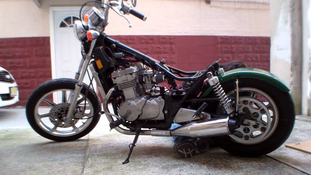 Bike to Bobber (Video 9) Mounting Rear Fender/Struts, Fabricating