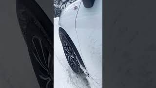 Ford puma Goodyear Ultragrip 8