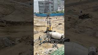 Ground zero पर action 🔥#bigmachines #automobile #excavator #explore #viralshorts