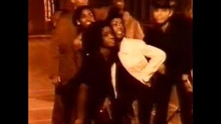 The Real Milli Vanilli - Keep On Running (version 1)