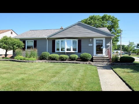 10860 Aaron Dr., Parma, OH home video tour