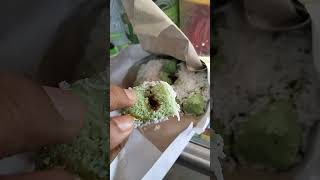 kue putu dari jaman dulu memang masih enak bangat #kue #viralvideo