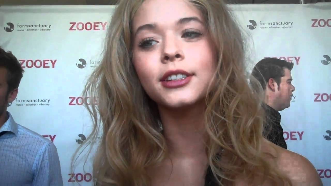 Sasha Pieterse Talks Pretty Little Liars and Her Music Career!
