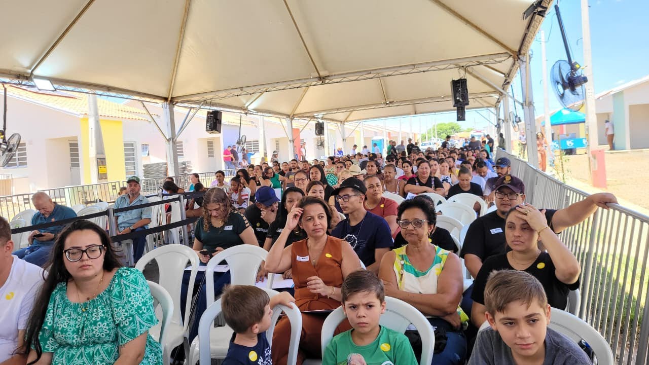 Entrega das 116 Habitações da CDHU – Jardim José Dias