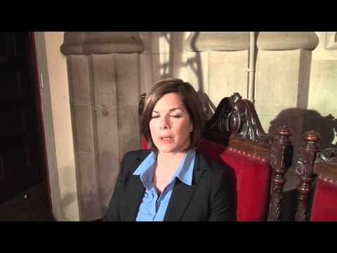 Marcia Gay Harden talks about her Law & Order: SVU...