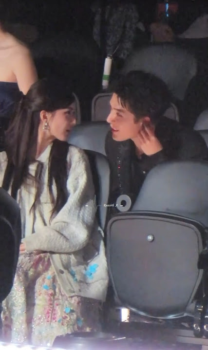 Zhao Lusi and Wang Anyu at Tencent Vid All star Night 2023