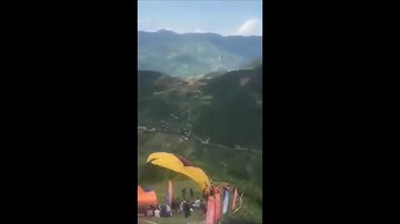 Phi công người Nga rơi từ độ cao 20 m xuống vực ở Yên Bái