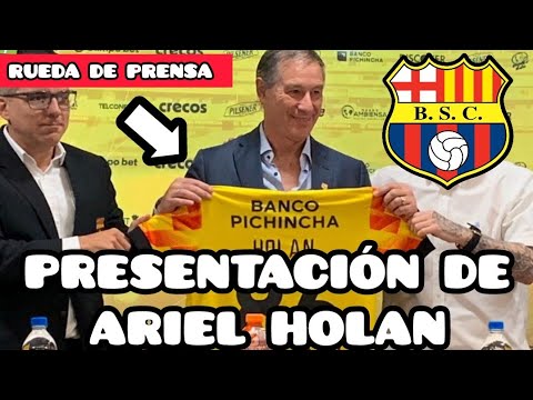 PRESENTACIÓN DE ARIEL HOLAN COMO NUEVO TÉCNICO DE BARCELONA. RUEDA DE PRENSA Y ENTREGA DE CAMISETA