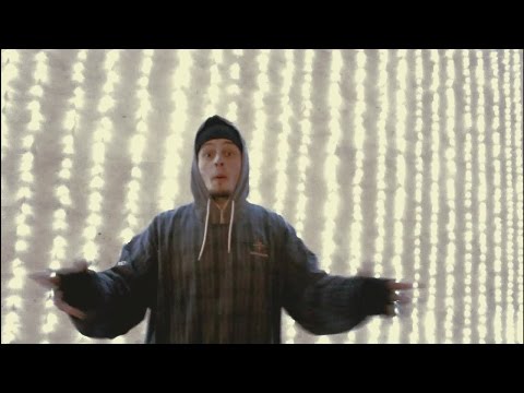 Young Mic - დადგა ახალი წელი (prod. by Zaza Tevtidze)