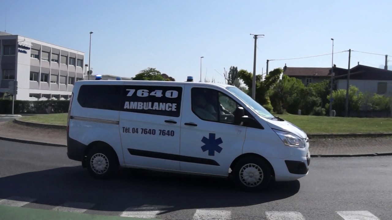 7640 Ambulance en Urgence - YouTube