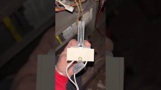 Diagnosing a bad hot surface igniter and replacement #hvac #hvacmaintenance #hvactroubleshooting