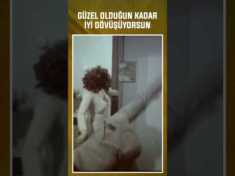Feri Cansel, Dövüş Konusundaki Hünerlerini Sergiliyor 👊🥋 | Beş Dakikada Beşiktaş #shorts