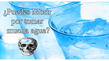 ¿Beber demasiada agua puede provocar celulitis?