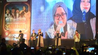 Download lagu Rohman Ya Rohman Sabyan Gambus Live Semarang Rohman Ya Rohman Sabyan Gambus Live Semarang
