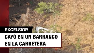 Camioneta con menores y maestras de un kínder cae a barranco, iban de excursión a la playa