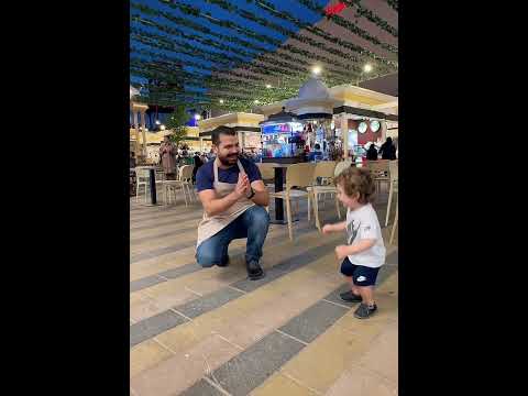 القرية العالمية بوظة كنافة سحلب