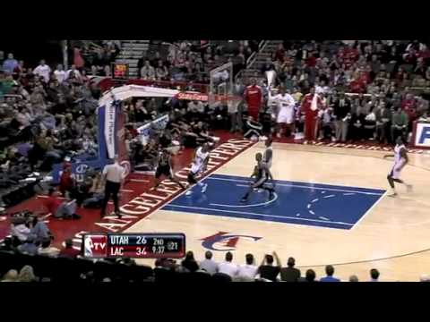 Paul Millsap block Blake Griffin to the floor and ...