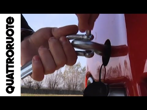 Video: Può una berlina trainare un rimorchio?