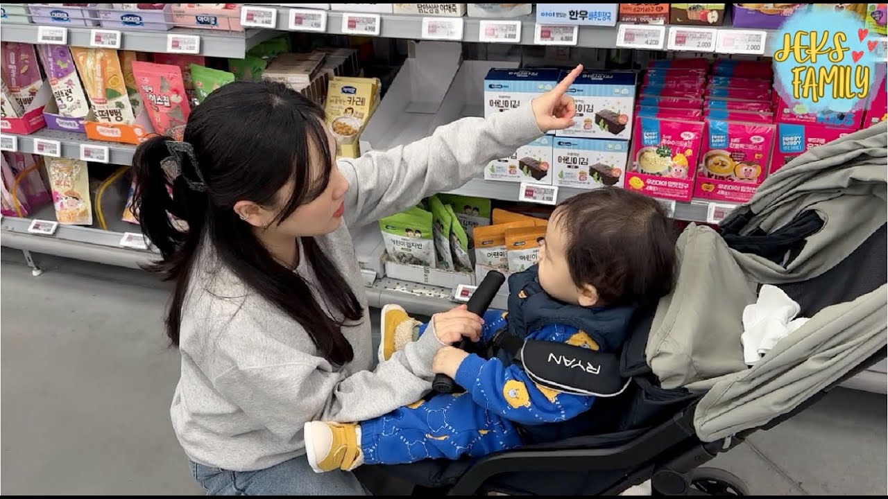 Casi 15 meses y no puedo dejar a mi bebé comer solo… 🤯 Fuimos al super | Comida para bebé en Corea