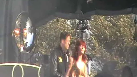 Florence and the Machine- Shake it Out (Darkest Before the Dawn)- Radio 1 Big Hackney Weekend