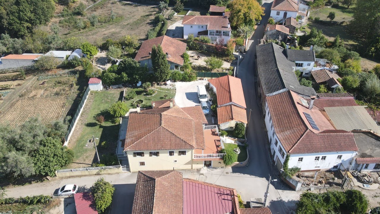 Moradia T4 em Ponte Velha Lousã - Oportunidade Única!