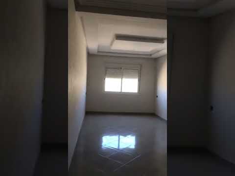 شقة ممتازة للكراء رياض السلام طريق الرباط طنجة الطابق الاول التمن 3000 درهم 0664646811 